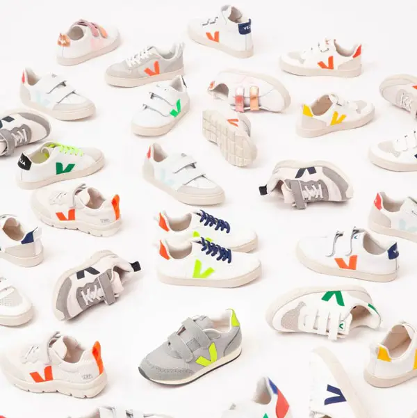 veja-kids-sneakers-size-charts