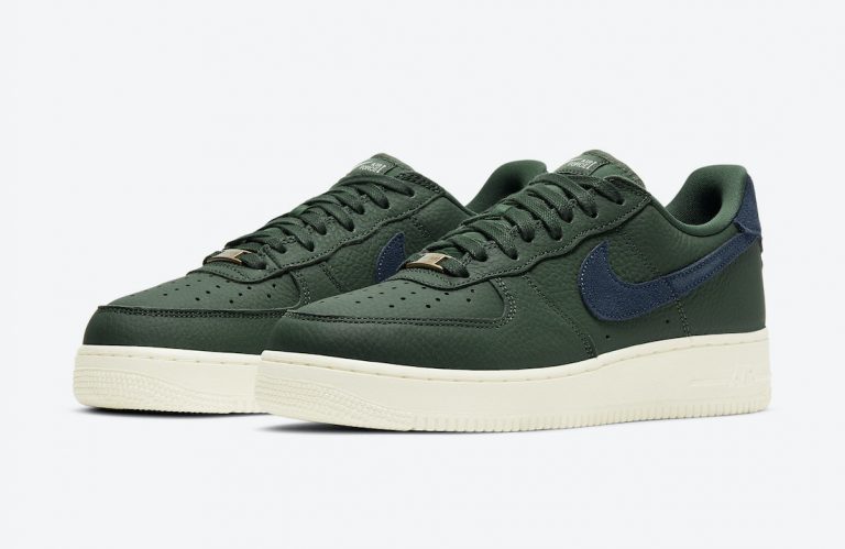 should i size down for air force 1