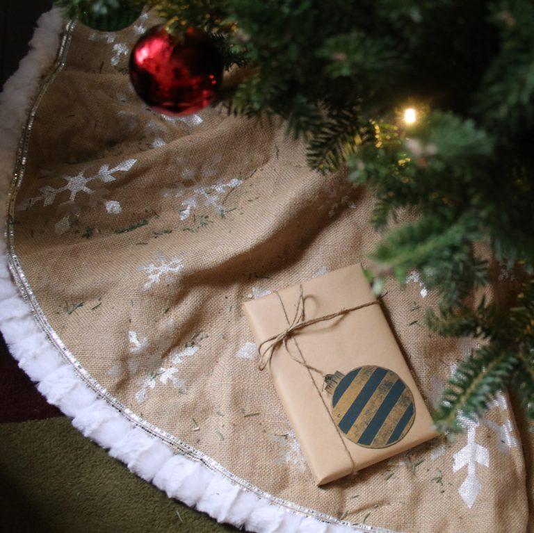 Tree Skirt Size Chart And Buying Guide What size do I need?