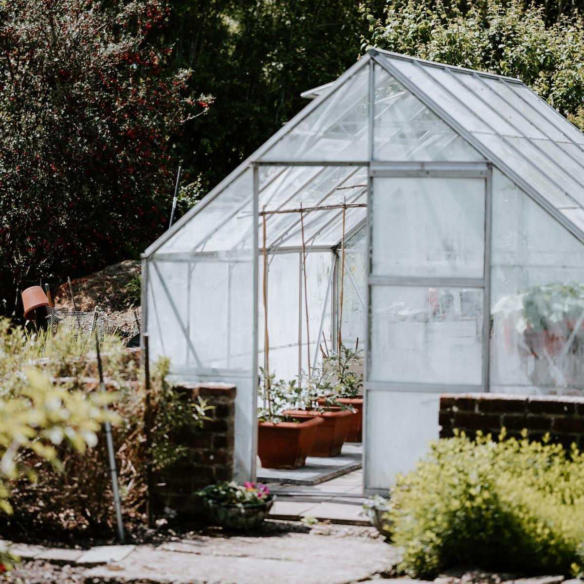 greenhouse-size-and-dimensions-the-perfect-size-for-your-needs